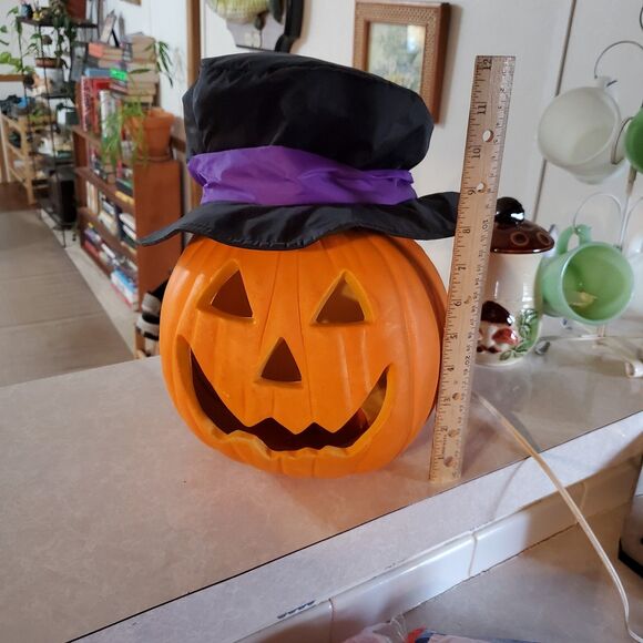 Halloween Plug in Light Up Pumpkin With Black Hat Purple Ribbon - Picture 2 of 3